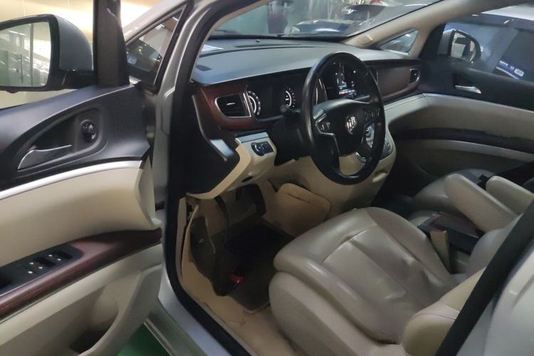 Used Buick GL8 2018 28T Luxury Model China VI Standard