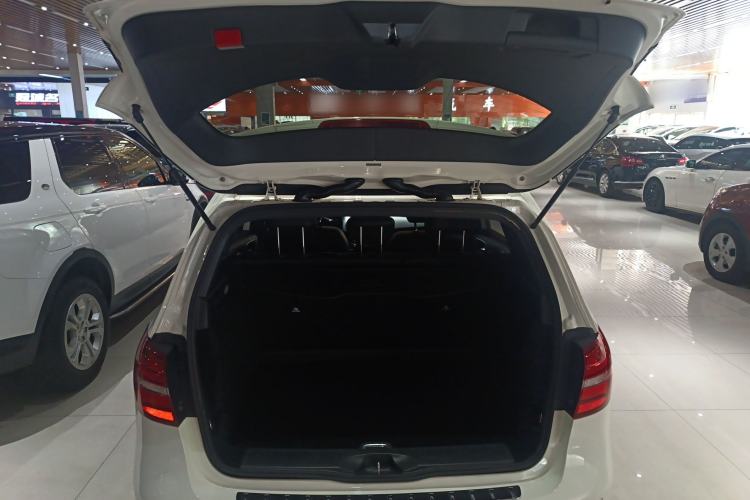 Used Mercedes-Benz B-Class 2019 B 200 Fashion Model Trunk