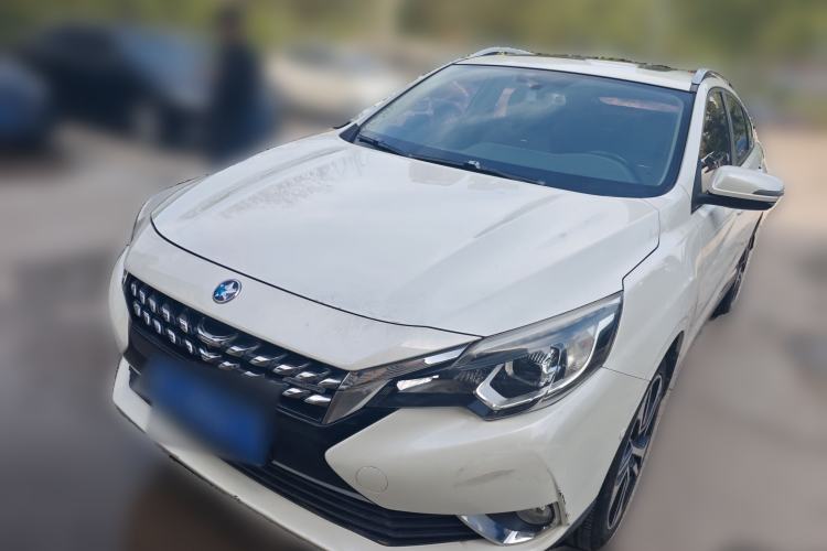 Used Venucia T90 2017 2.0L CVT Leading Edition