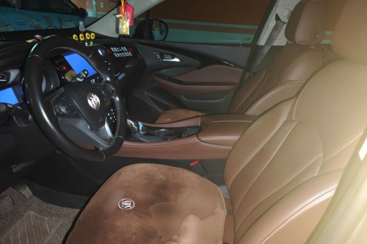 Used Buick Envision 2019 20T Two-Wheel Drive Luxury Version China VI Standard
