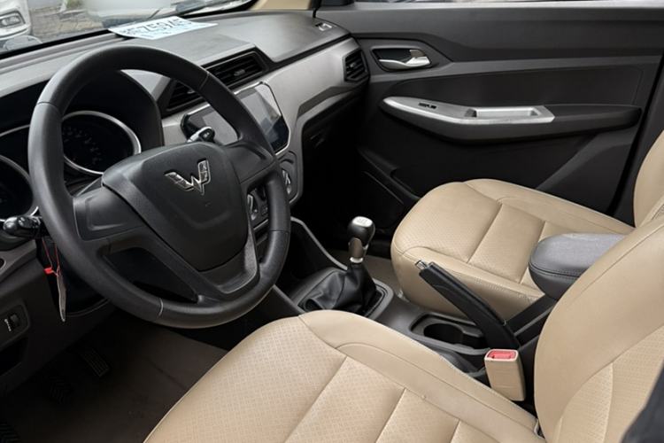 Used Wuling Hongguang 2018 1.5L S Comfort Model L2B