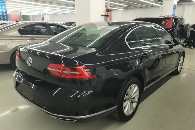 Used Volkswagen Magotan 2019 330TSI DSG Leading Edition China V Standard