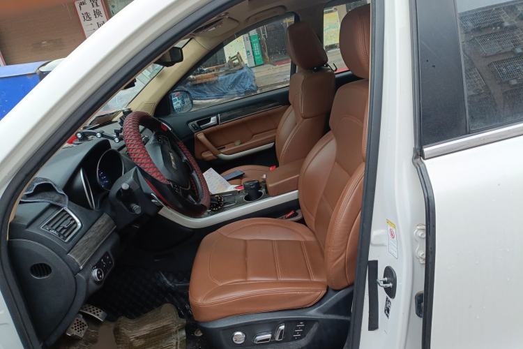 Used Haval H8 2015 2.0T Two-Wheel-Drive Elite Version