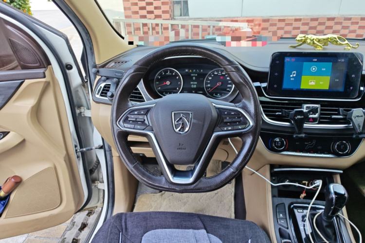 Used Baojun 730 2017 1.8L iAMT Prestige Version 7 Seats
