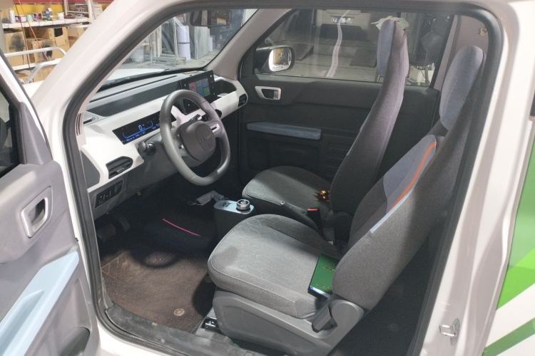 Used Geely Galaxy Panda 2024 Panda Mini 200km Endurance Bear
