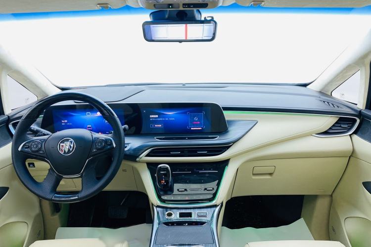 Used Buick GL8 2023 ES Lu Zun Flagship Model Interior 12