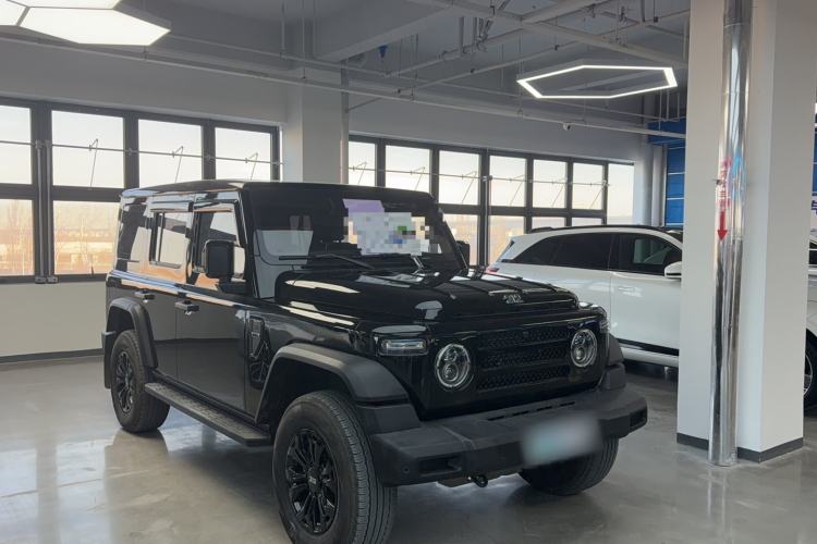 Used 212 T01 2024 2.0T Mechanic