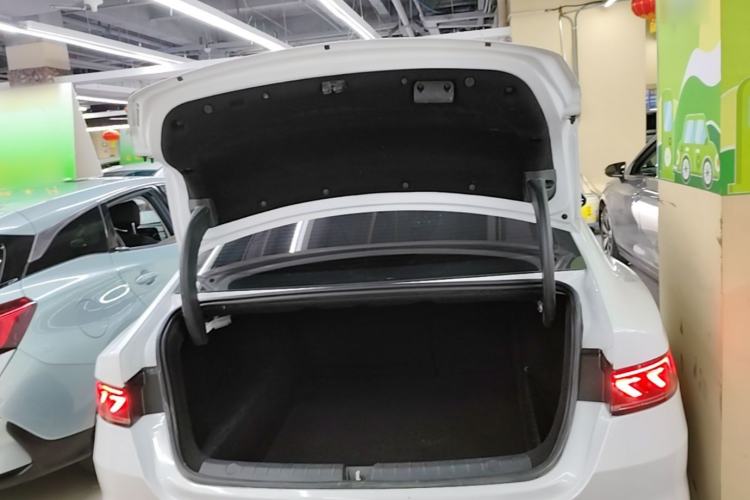 Used BYD Qin PLUS 2023 Champion Edition DM-i 120KM Leading Model
