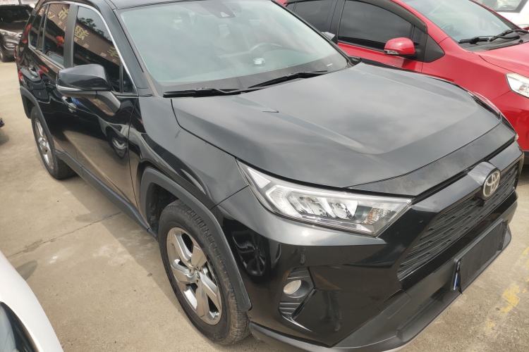 Used Toyota RAV4 2021 2.0L CVT Two-Wheel Drive Fashion PLUS Edition