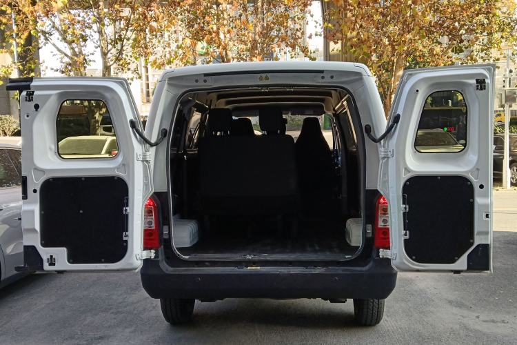 Used Karry Jiangtun E5 2024 268 km Range Open-Window 6-Seater Version
