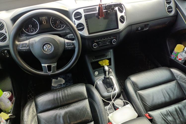 Used Volkswagen Tiguan 2012 1.8TSI Automatic All-Wheel Drive Elite Edition Center Console
