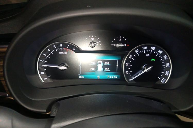 Used Buick GL8 2017 ES 28T Luxury Model China V Standard