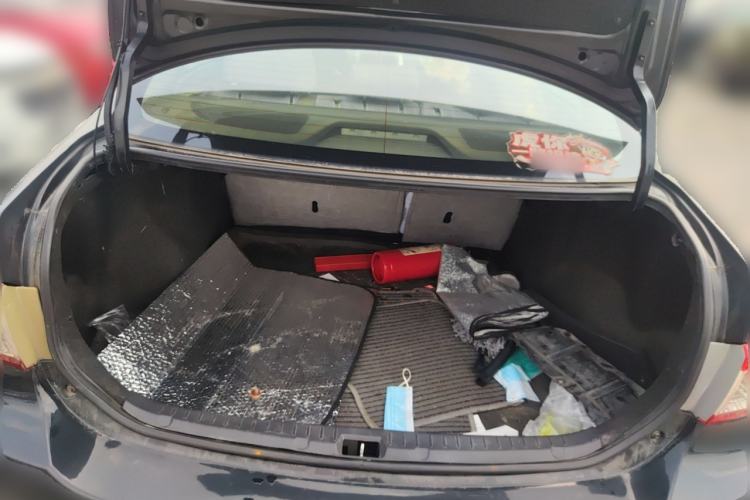 Used Toyota Corolla 2011 1.8L CVT GL-i Trunk