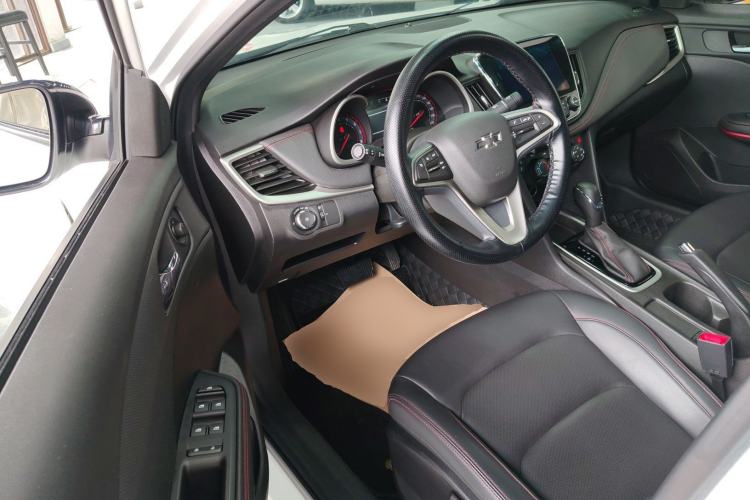 Used Chevrolet Monza 2020 Light Hybrid RS 330T Automatic Comfort Edition Driver Seat