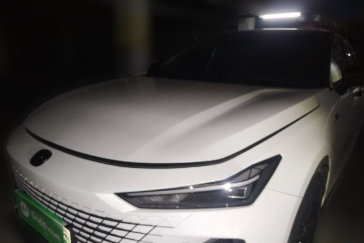 Used CHANGAN UNI-V iDD 2023 ZhiDian iDD 1.5T 113km ZhiKu Model