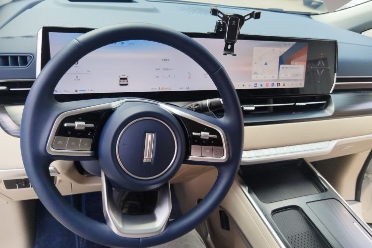 Used Wey Gaoshan 2023 Four-Wheel Drive Flagship Edition Center Console