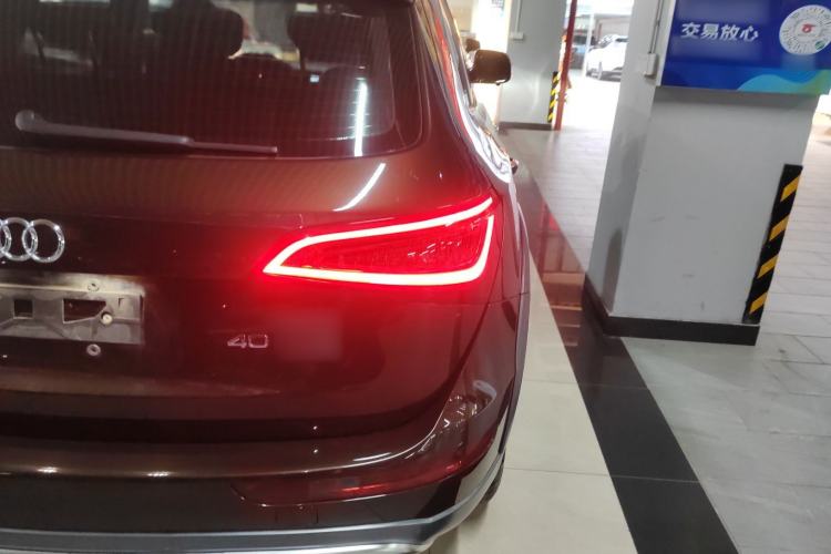 Used Audi Q5 2017 Plus 40 TFSI Technology Model
