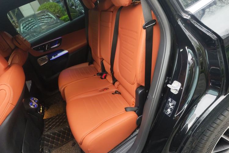 Used Mercedes-Benz GLC 2023 GLC 300 L 4MATIC Luxury 7-Seater