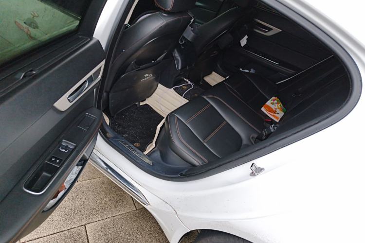 Used Jaguar XEL 2019 2.0T 200 PS Deluxe Edition
