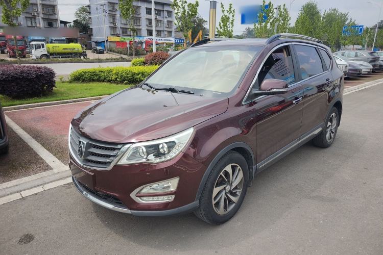 Used Baojun 560 2015 1.8L manual luxury version