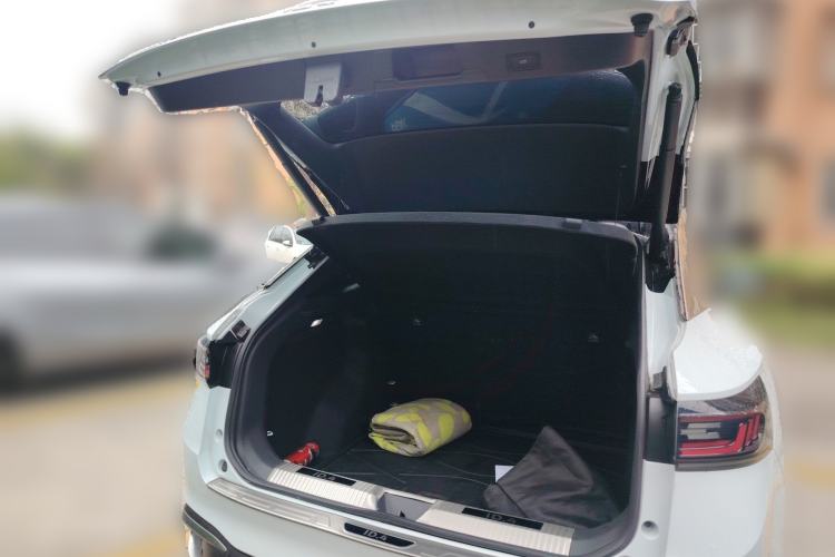 Used Volkswagen ID.4 X 2021 Pro Smart Long-Range Edition Trunk