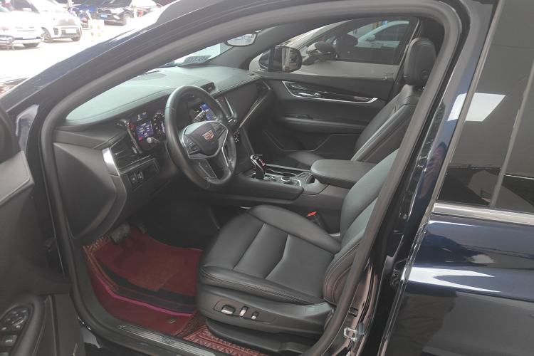 Used Cadillac XT5 2021 28T Luxury Model