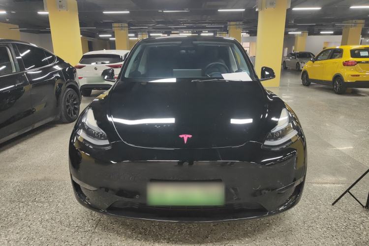 Used Tesla Model Y 2024 Long-Range All-Wheel-Drive Version Front
