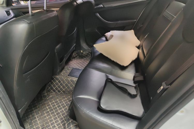 Used Roewe 360 2015 1.5L Automatic Luxury Edition
