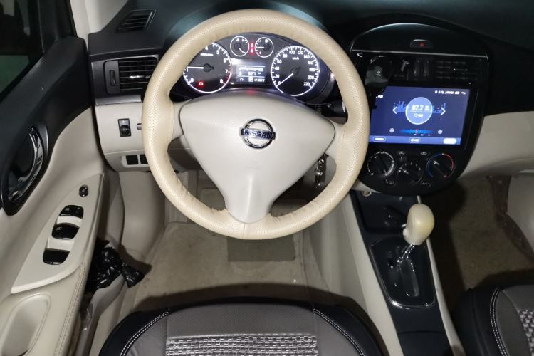 Used Nissan Tiida 2011 1.6L CVT Comfort Model Steering Wheel