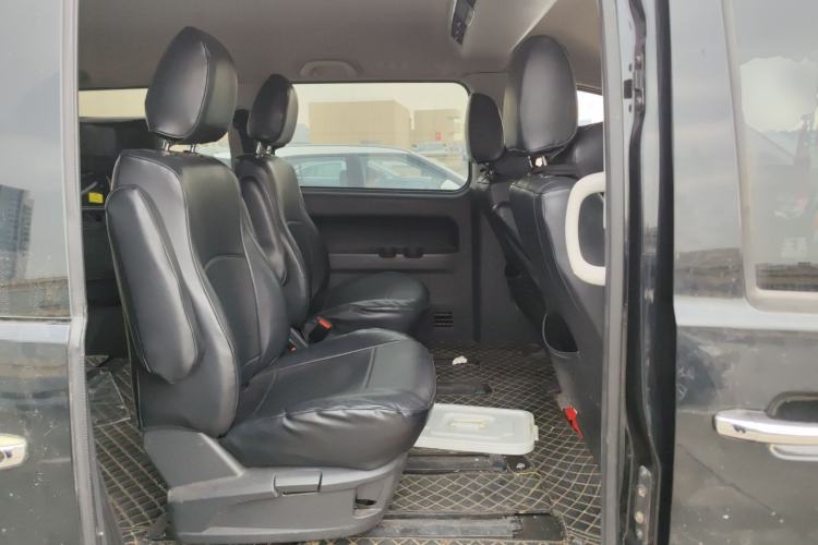 Used JAC Refine M4 2019 Business & Travel Series 2.0L Manual Comfort Model China VI