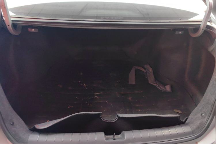 Used Honda Crider 2013 1.8L automatic luxury edition