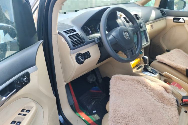 Used Volkswagen Touran 2011 1.4T DSG Zhiya Edition 5 Seats Driver Seat