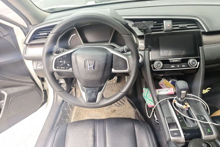 Used Honda Civic 2019 220TURBO CVT Dynamic Edition China VI Emission Standard Steering Wheel