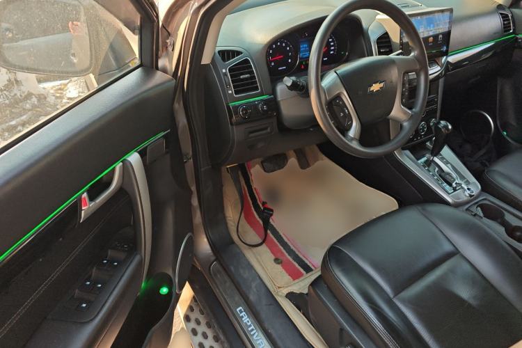 Used Chevrolet Captiva 2015 2.4L Two-Wheel Drive Urban Version 7 Seats
