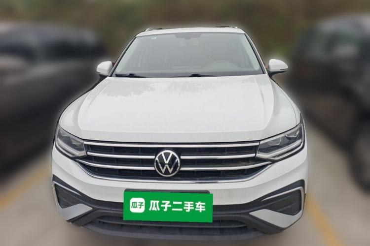 Used Volkswagen Tiguan L 2023 300TSI Automatic Two-Wheel Drive Smart Edition
