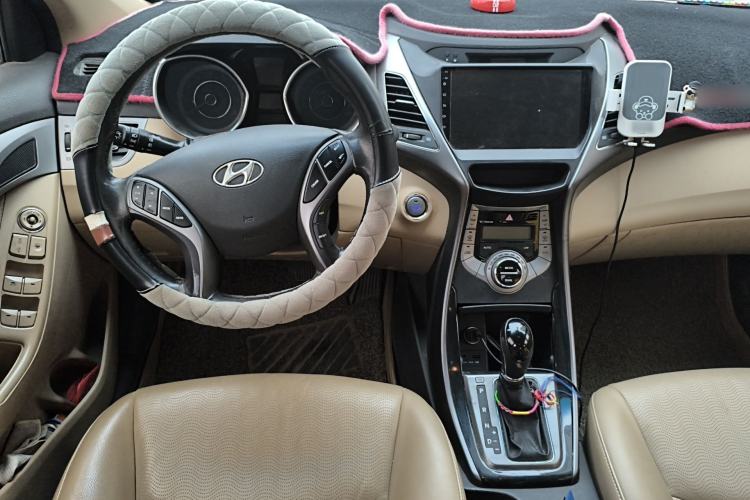 Used Hyundai Elantra (5th Generation / Langdong) 2013 1.6L Automatic Luxury Model
