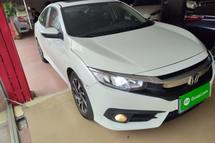 Used Honda Civic 2016 220TURBO CVT Luxury Edition
