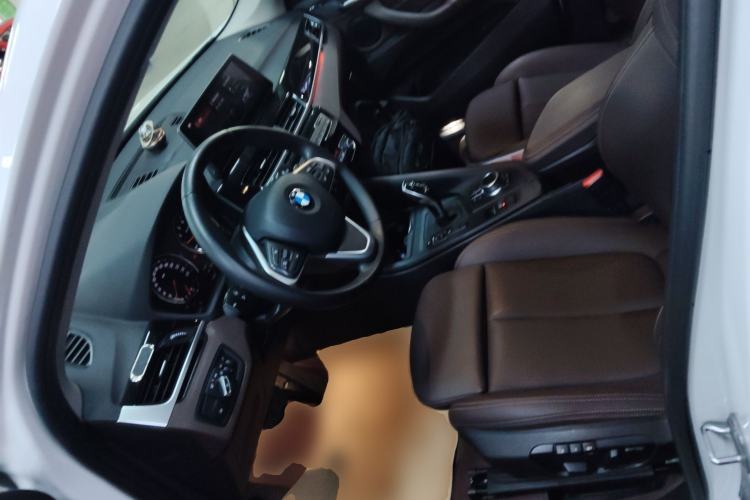 Used BMW X1 2020 sDrive25Li Leading Model
