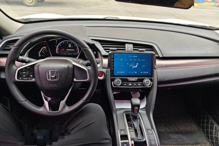 Used Honda Civic 2019 220TURBO CVT Dynamic Edition China VI Emission Standard Center Console