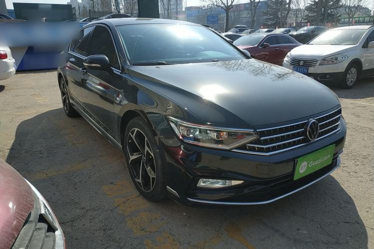 Used Volkswagen Magotan 2023 2 Million Units Limited Edition 330TSI DSG Leading Version