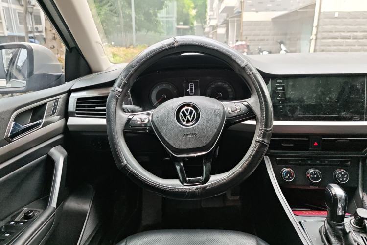 Used Volkswagen Lavida 2019 1.5L Automatic Comfort Edition China VI Standard Steering Wheel