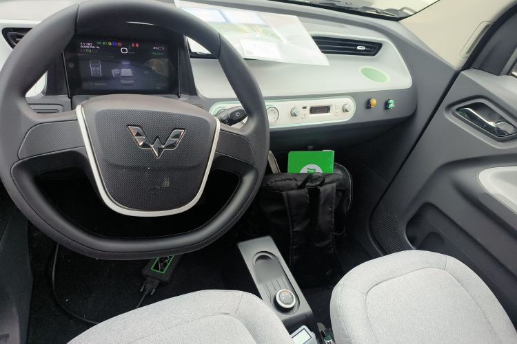 Used Wuling Hongguang MINIEV 2021 Macaron Fashion Model Lithium Iron Phosphate