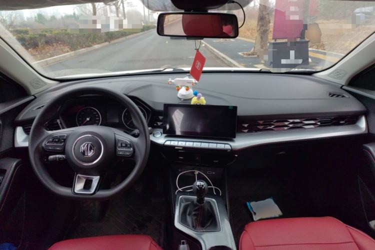 Used MG 5 2023 180 DVVT Manual Fashion Edition Center Console