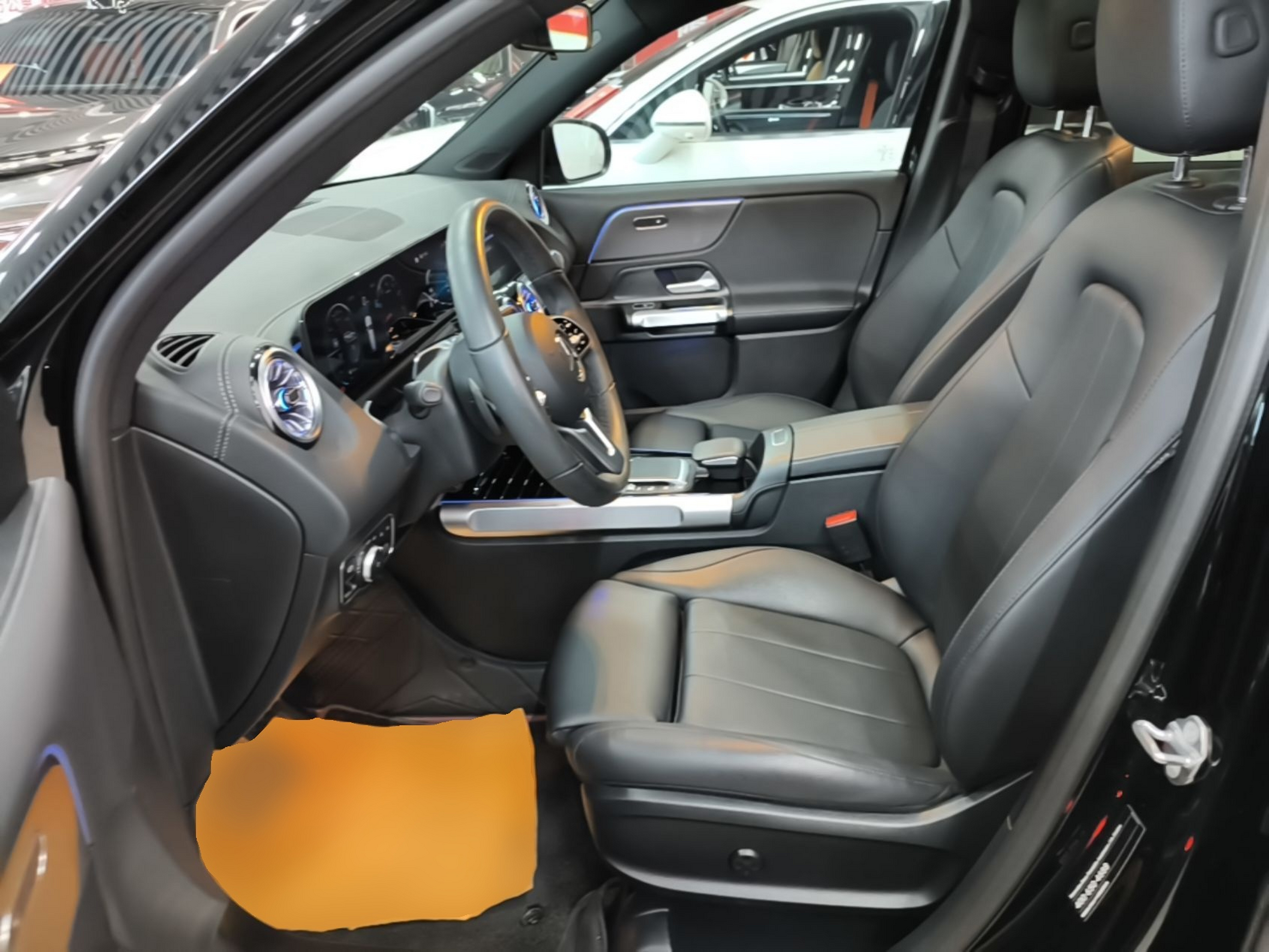 Interior delantero