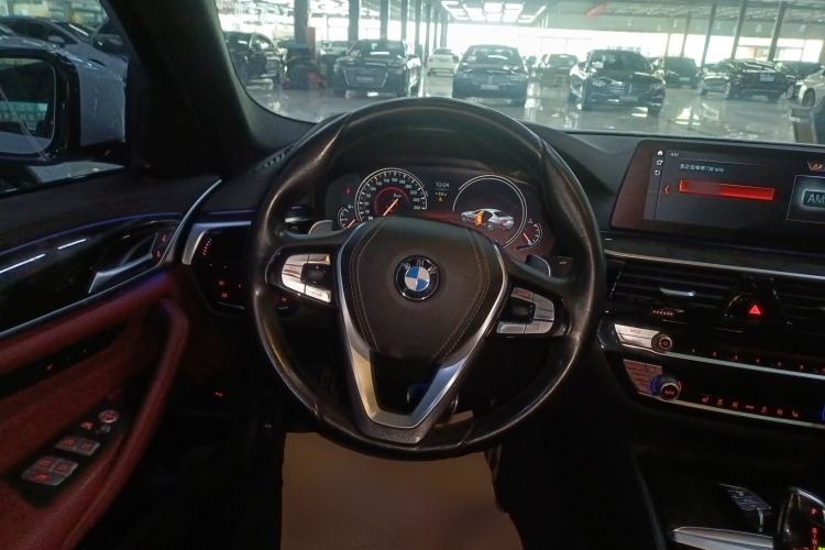 Used BMW 5 Series 2018 Restyled 530Li Leading Edition M Sport Package
