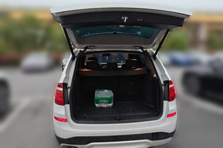 Used BMW X3 2016 sDrive20i Trunk