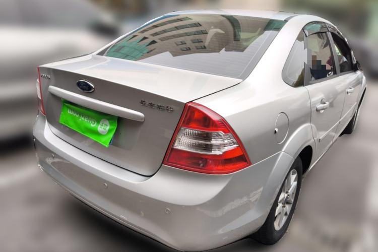 Used Ford Focus 2011 Sedan 1.8L Manual Comfort Model