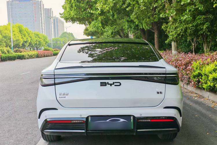 Used BYD Seal 2023 DM-i 1.5L 121km Prestige Model