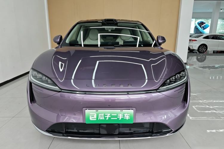 Used Hima Luxeed R7 2025 Range-Extended Version 251 km Max Exterior 6