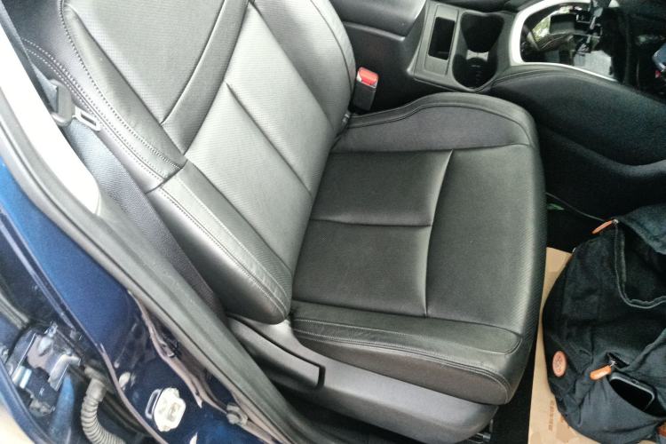 Used Nissan X-Trail 2017 2.0L CVT Comfort Edition 2WD Right Front Seat